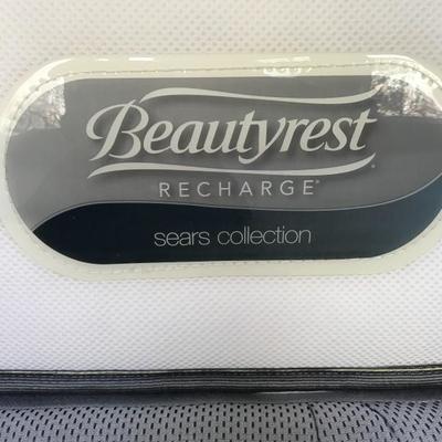 Beautyrest â€˜Rechargeâ€™ Queen Size Mattress & Box Springs   $550
