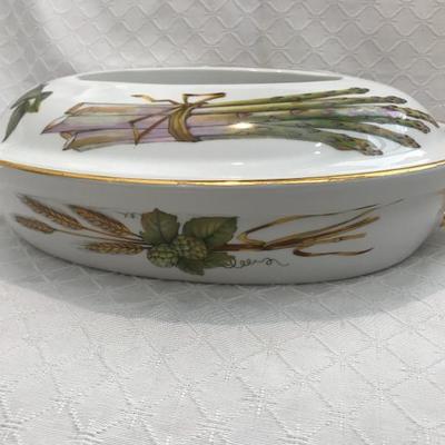 Royal Worcester â€˜Eveshamâ€™ Oval Baker  $60