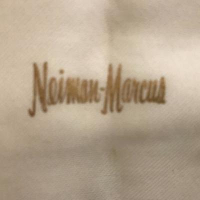 Neiman-Marcus (label detail)