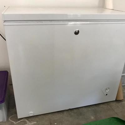 GE 7 cu ft Chest Type Freezer $150 (new in 2013)