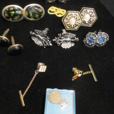 Men's cuff links and tie pins