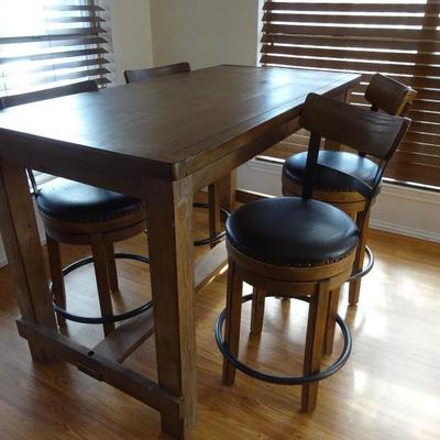 kitchen dining table
