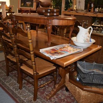 Dining room table & chairs