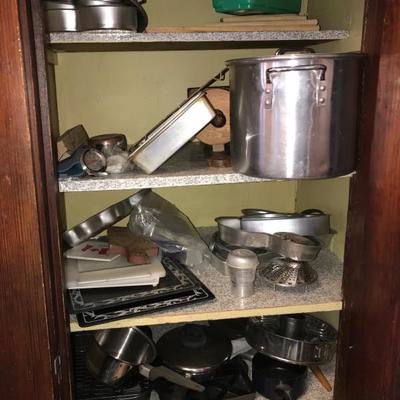 STOCK POTS, SMALL COOKING PANS