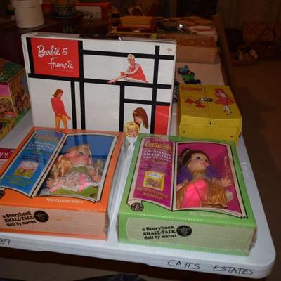 Vintage dolls - Storybook Small talk by Mattel 