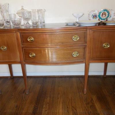 Heppelwhite style sideboard $285
66 X 22 X 38