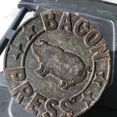 bacon press cast iron