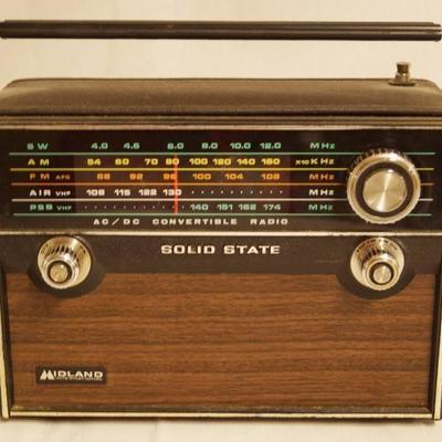 Vintage Midland International SOLID STATE Radio - ...