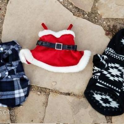 Flannel, Christmas Dress and Sweater Pup Clothes (small)