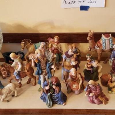 Thomas Kinkade nativity pieces, manger too  