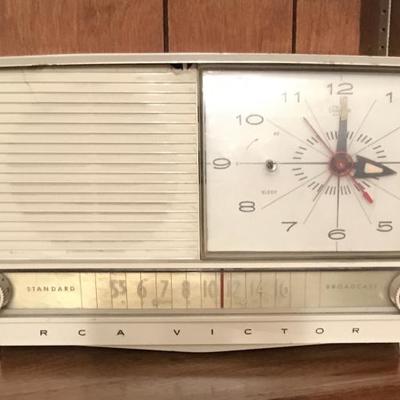 Old radio 