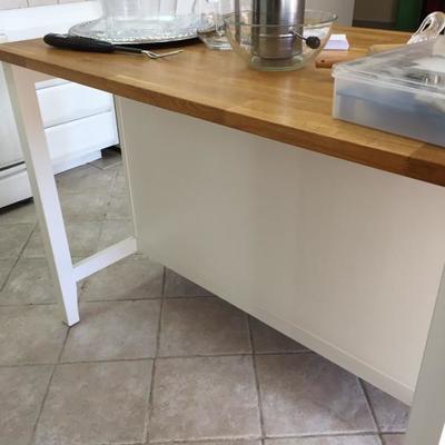 Kitchen island
