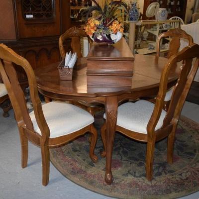 Wooden table w/ 4 chairs