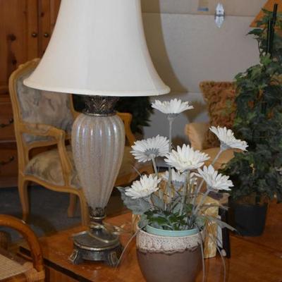 Lamp & Vase WithFloral Arrangement 