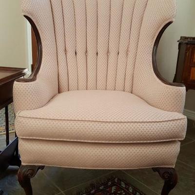 Comfy and in excellent condition Victorian style chair.