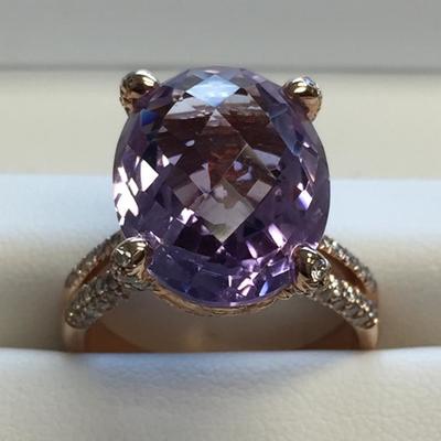 Cabochon Amethyst 14K Gold & Diamond Ring  