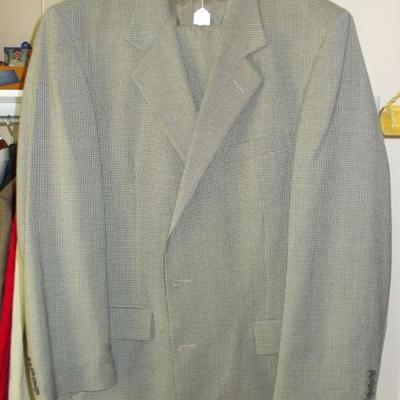 suit size 44