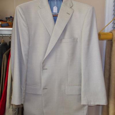 suit size 44