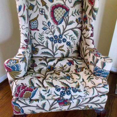 Thomasville wing back chair $250
31 X 31 X 46
