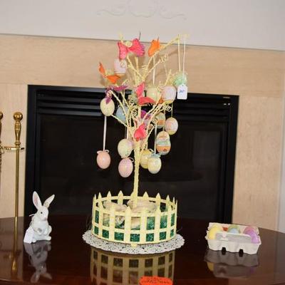 Easter tree & decorations