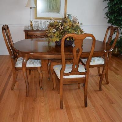 Ethan Allen table & chairs
