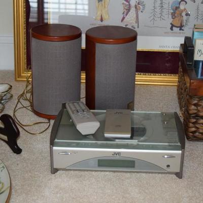 JVC CD player with speakers