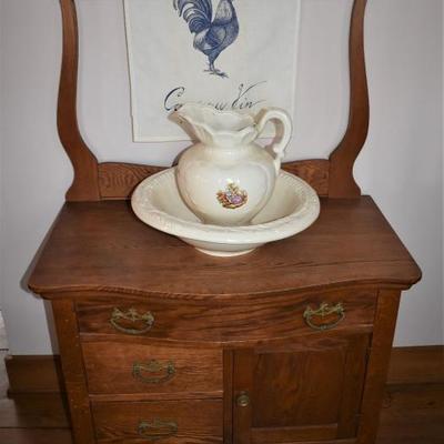 Antique Oak Wash Stand with Towel Bar with  Pitcher and Bowl (Chip in lip of Pitcher)