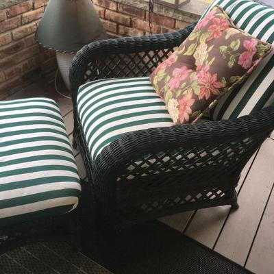 vinyl-wicker patio furniture