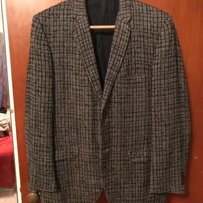 Mad Men Era Black & White Tweed Sport Jacket (size 38) $45