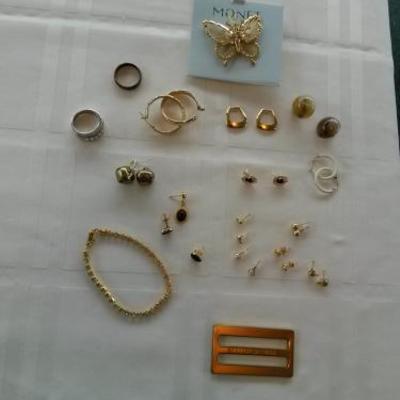 mixed jewelry