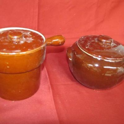 Brown Clay Pots