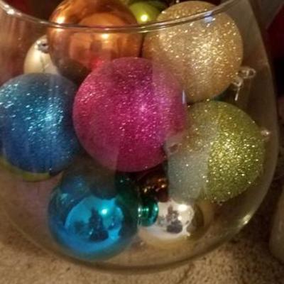 Colorful Christmas Ornaments

