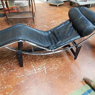 Manner of Le Corbusier Chaise Lounge