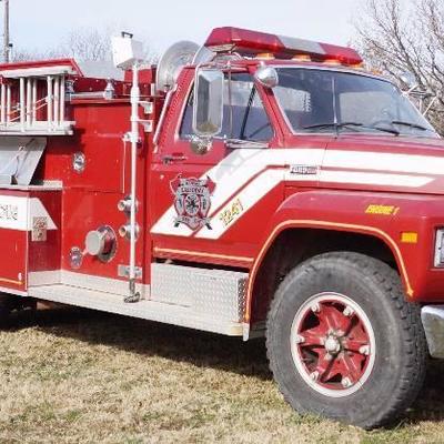 1985 Ford F-800 1000 gpm Pumper Truck w/ 429 - 4V ...