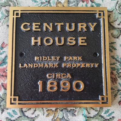 This item is not for sale.  We just wanted to show the historic plaque for this home.  Thank you