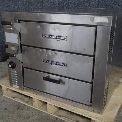 Bakers Pride Natural Gas Double Deck Pizza Oven