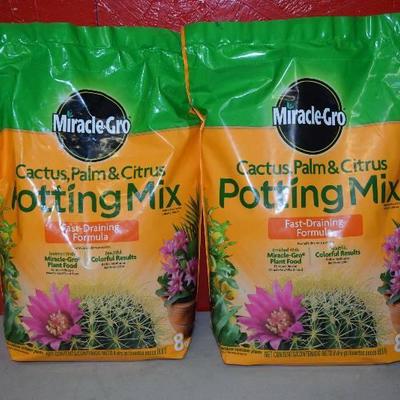 2 Bags Miracle-Gro Cactus, Palm and Citrus Potting 
