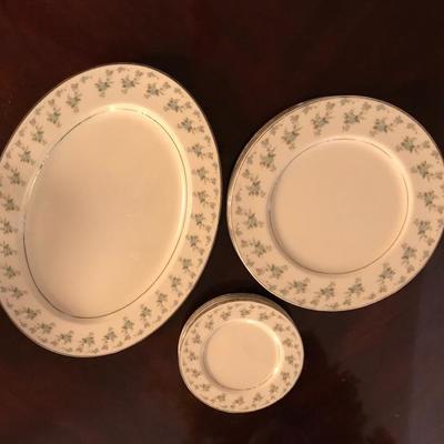 Mikasa Bone China ‘Brearley’ Nine Pieces $40
(one platter, four dinner plates, four dessert plates - some wear to trim)