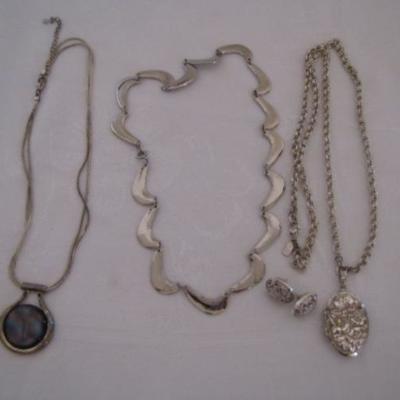 Silver Pendant Costume Jewelry Pieces