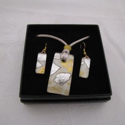 Murano Glass Necklace & Pierced Earring Set
