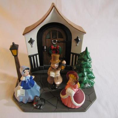 Hand-Painted Carolers Village