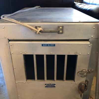 Vintage McKEE The Airborne Aluminum Dog Crate Travel Kennel (2)