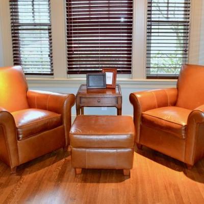 Bauhaus leather chairs with ottoman