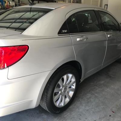 2012 Chrysler 200 touring - we take sealed offers on our estate vechicles during sale hours only! Vin No 1c3ccbbb2cn302271