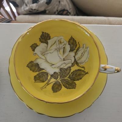 Paragon  Yellow Rose tea cup and saucer