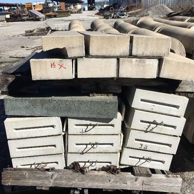 17 Precast Concrete Stones