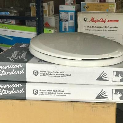 Lot of 2 American Standard round toilet seats