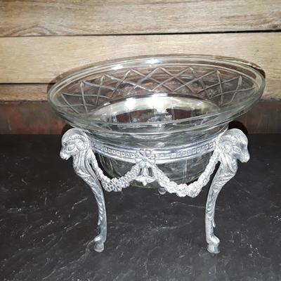 Glass bowl in brass stand