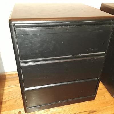 Black endtable with 3 drawers