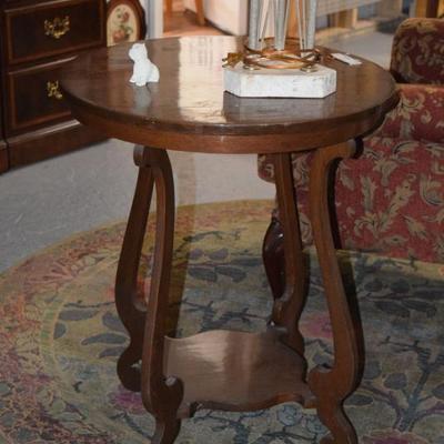 Accent table, lamp